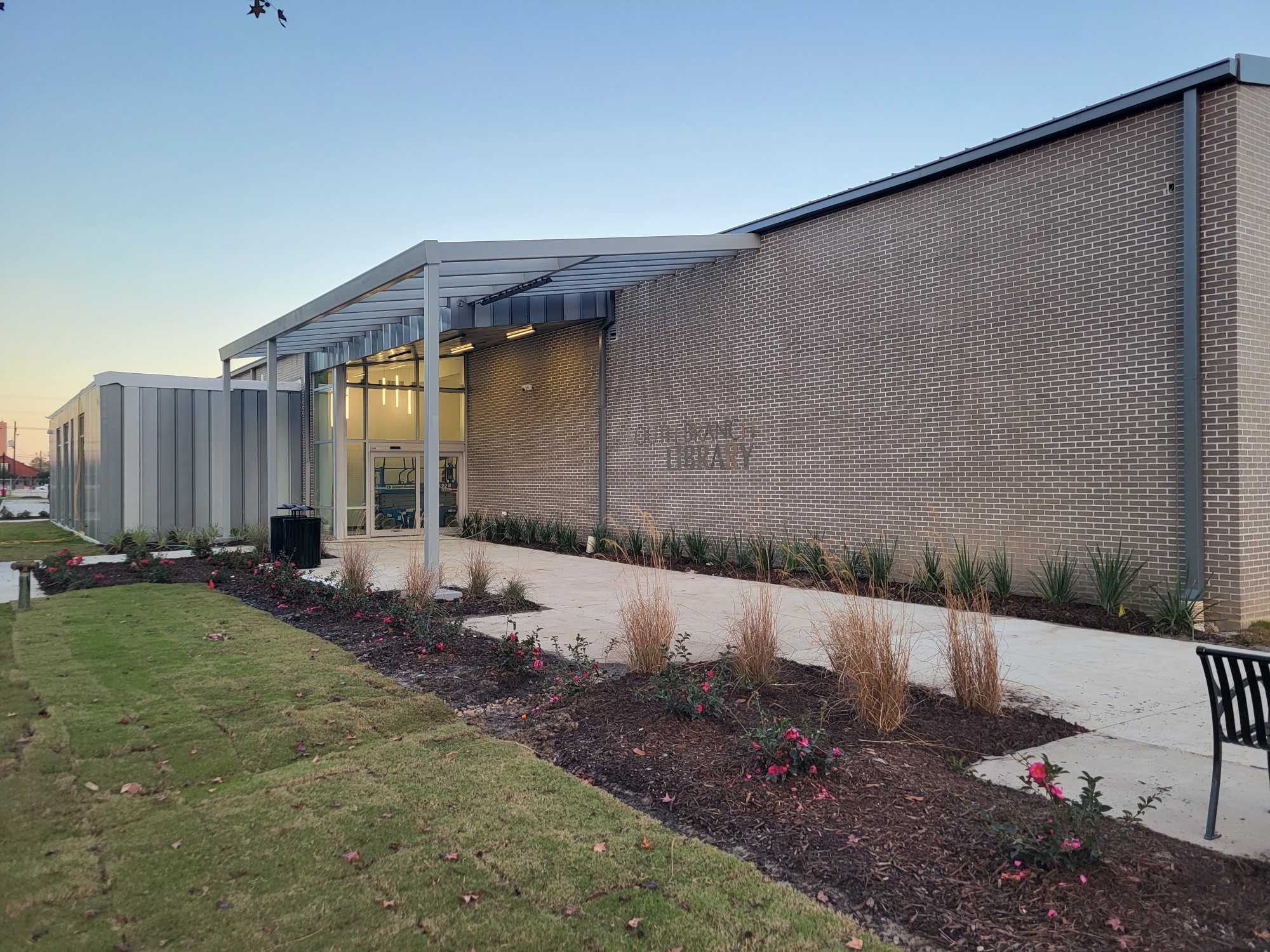 East Baton Rouge Parish Library| image: 20241217_165403